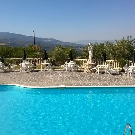 Vemi בית חווה Santa Sofia d'Epiro